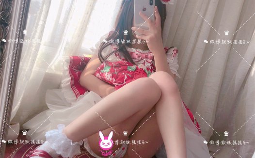 摇摇乐yoyo  2018.04月福利 [75P3V-113MB]