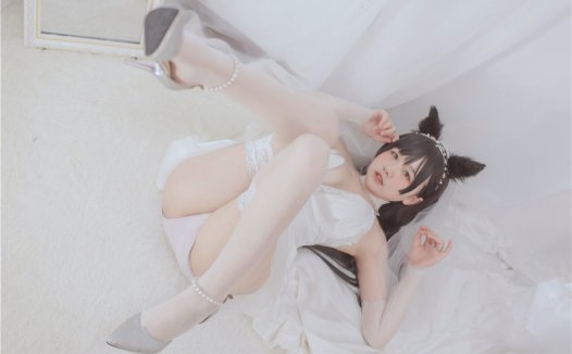 阿半今天很开心 爱宕婚纱[36P-143MB]