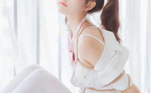 桜桃喵 束缚[51P-686MB]